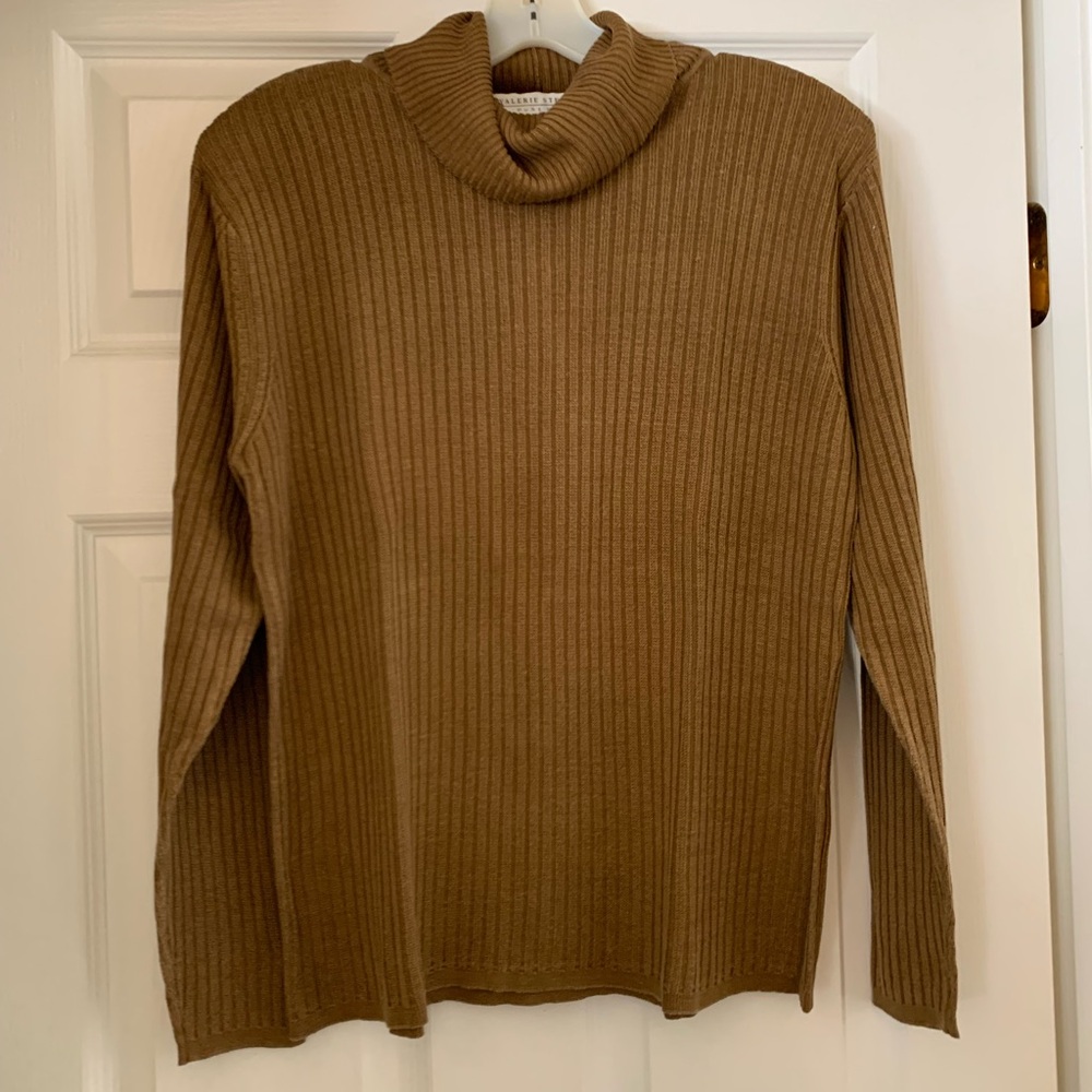 Valerie Stevens Pure Silk Copper Brown Turtleneck